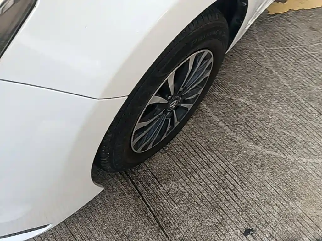 Corolla 2017 facelift 1.2T S-CVT GL-i купить на сайте DeffCars