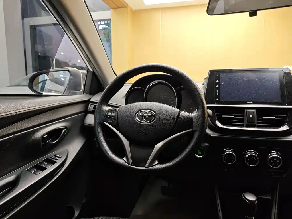 Vios 2022 1.5L 20th Anniversary Edition купить на сайте DeffCars