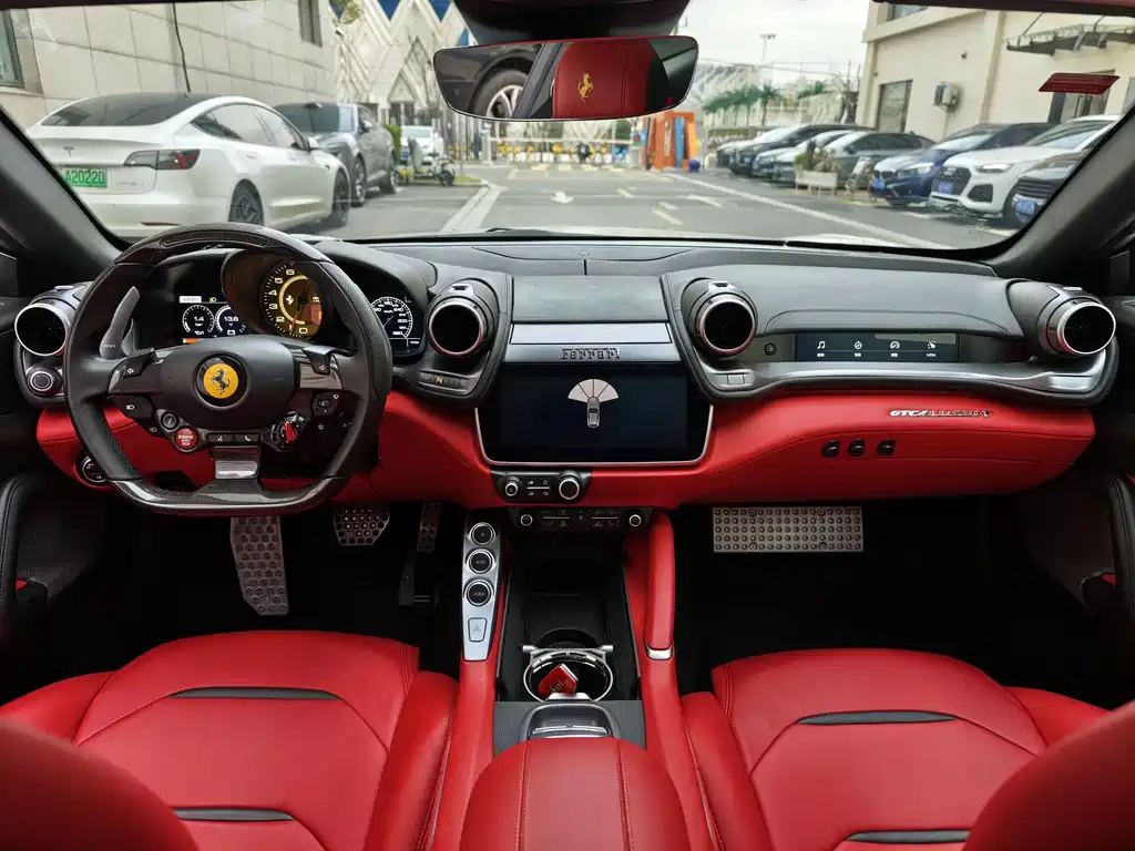 GTC4Lusso 2017 3.9T V8 купить на сайте DeffCars