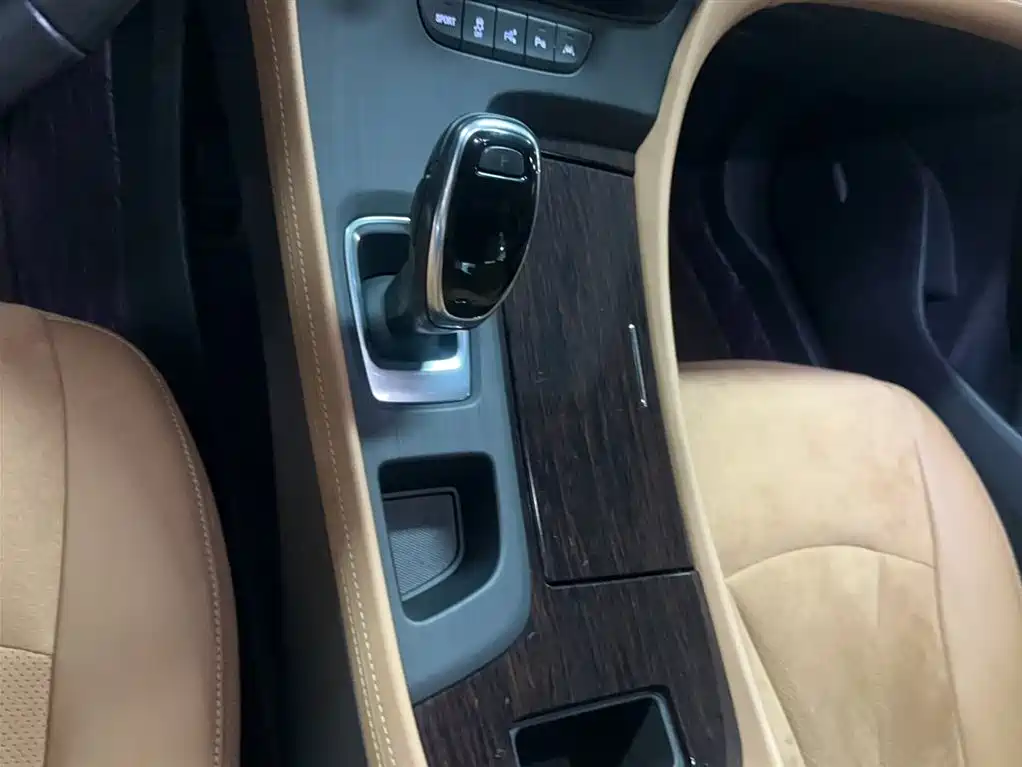 LaCrosse 2018 28T luxury model купить на сайте DeffCars
