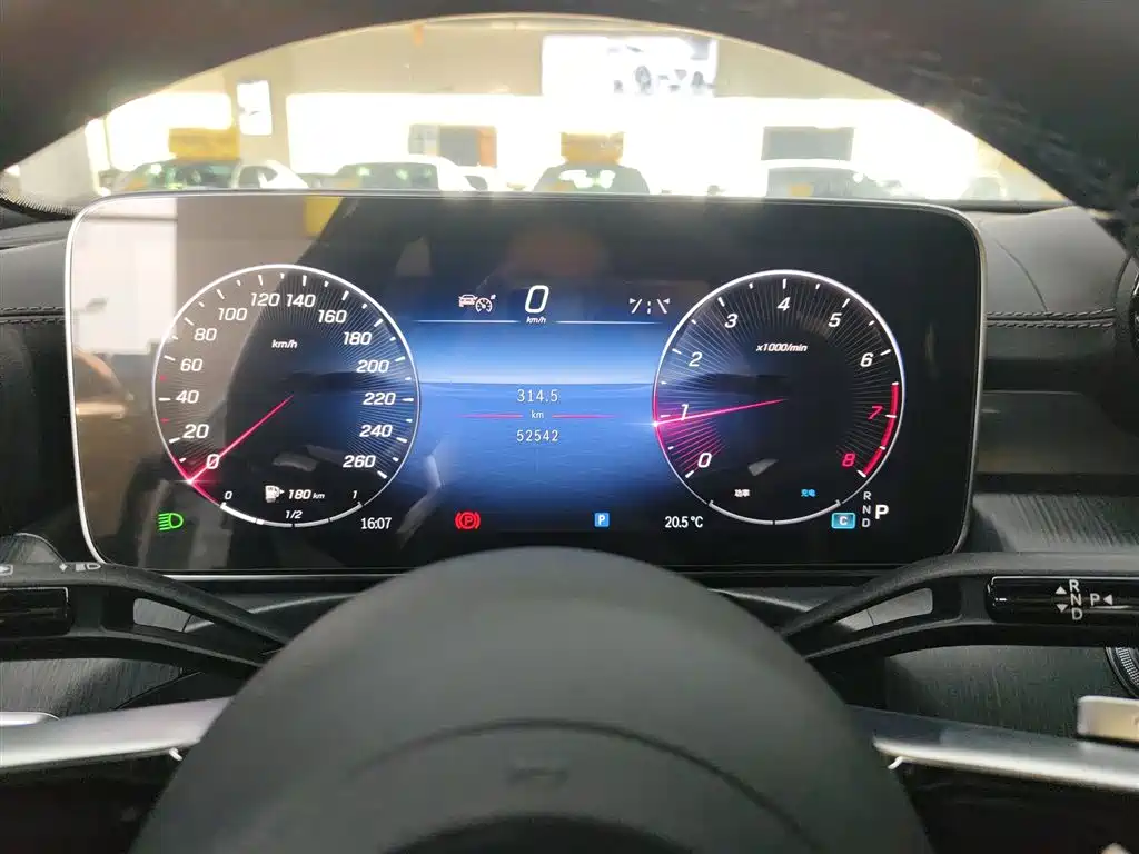 Mercedes-Benz C-Class 2023 facelift C 260 L sports version купить на сайте DeffCars