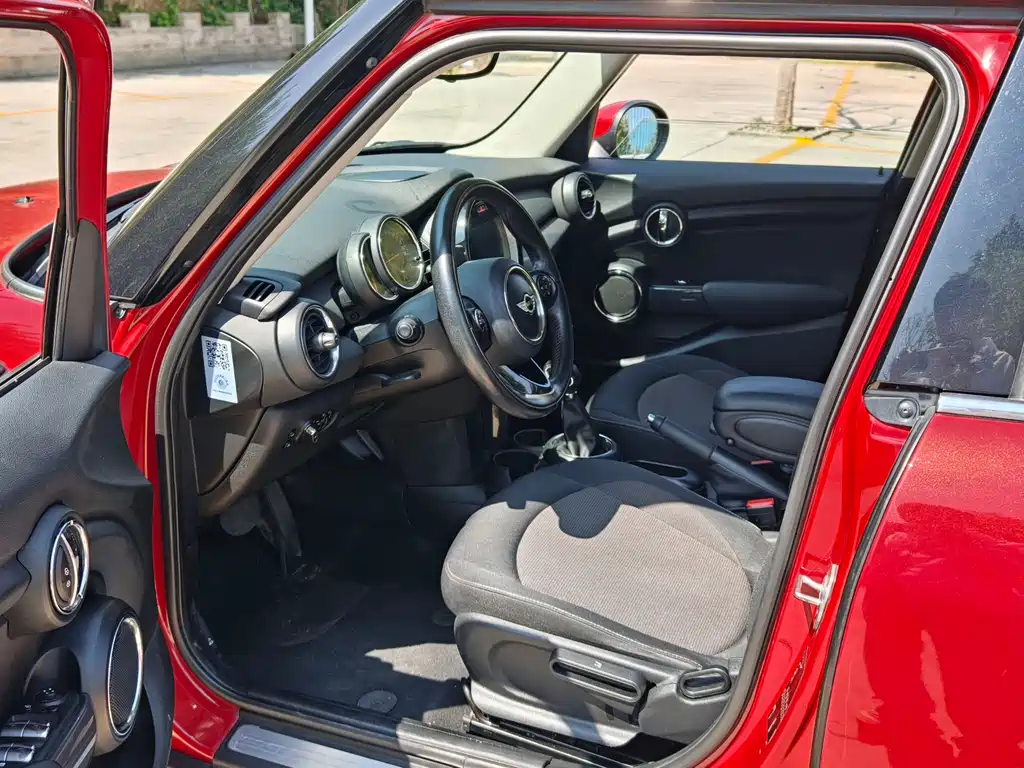Mini 2016 1.2T one avant-garde five-door edition купить на сайте DeffCars