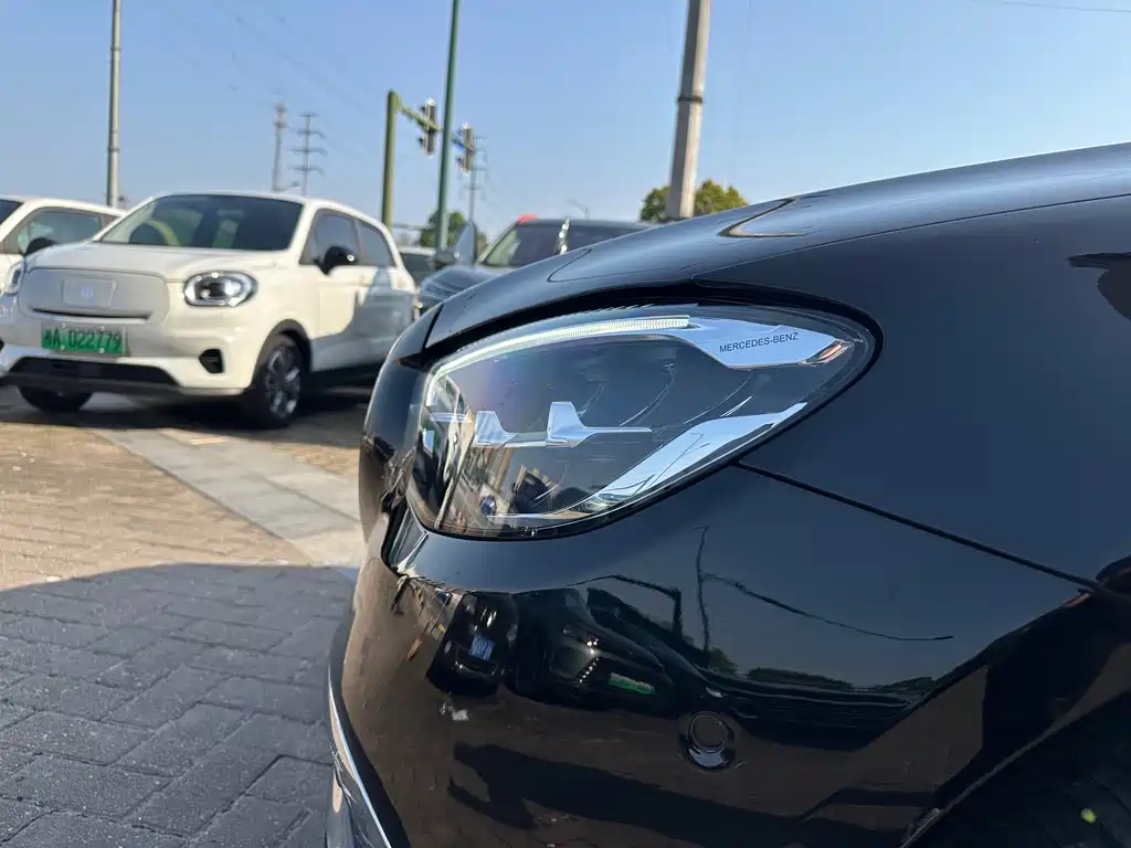 Mercedes-Benz E-Class New Energy 2022 facelift E 350 e L plug-in hybrid sedan купить на сайте DeffCars