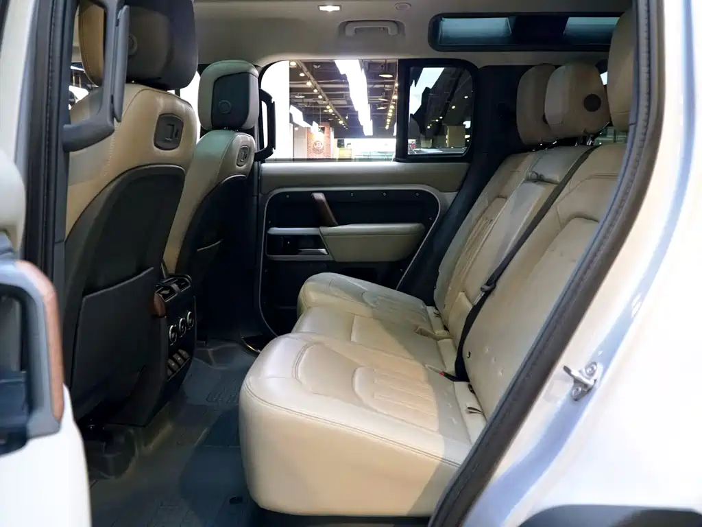 Land Rover Defender 2020 110 P400 HSE купить на сайте DeffCars