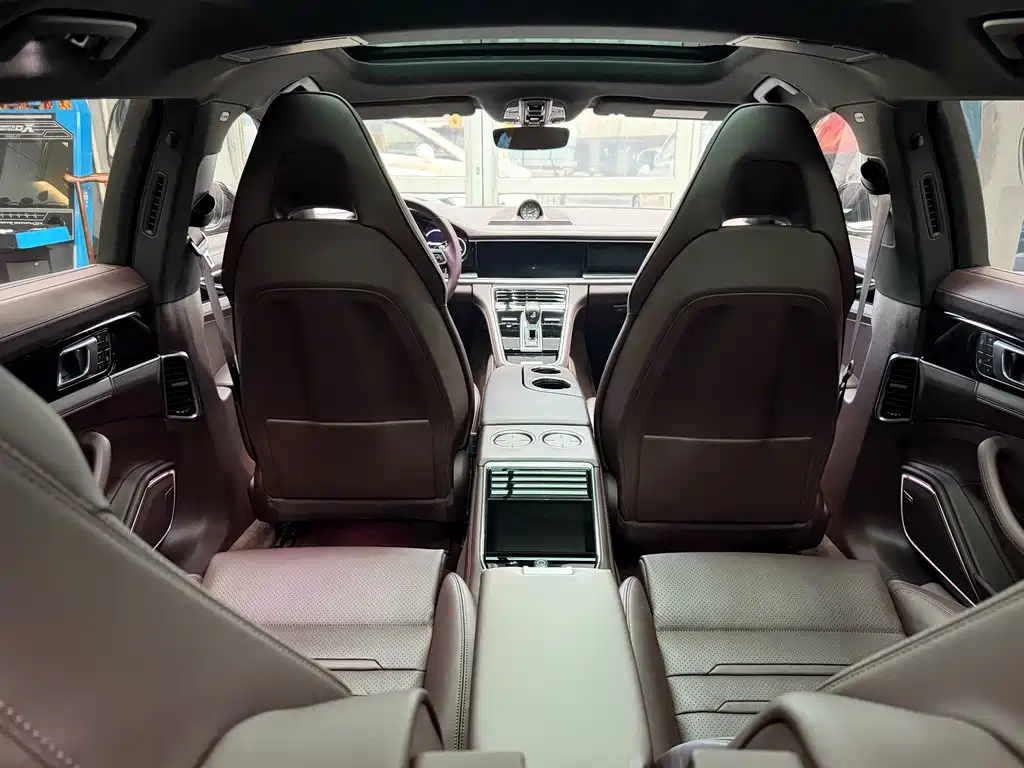 Panamera 2022 Panamera 4 Executive Extended Edition 2.9T купить на сайте DeffCars