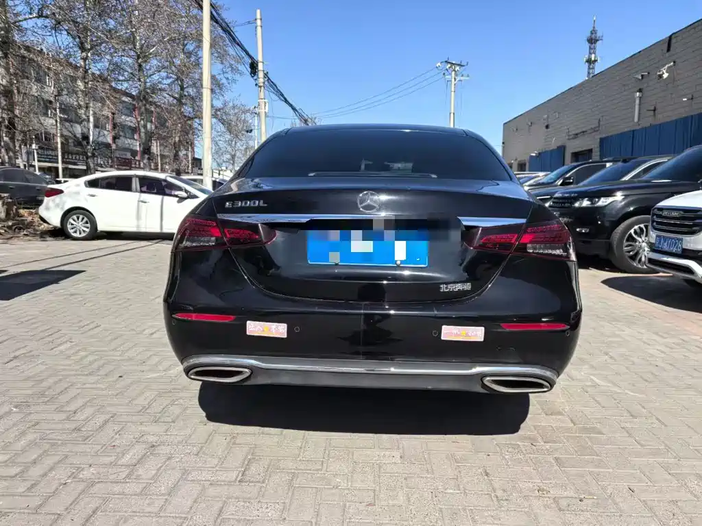 Mercedes-Benz E-Class 2023 E 300 L Luxury Model купить на сайте DeffCars