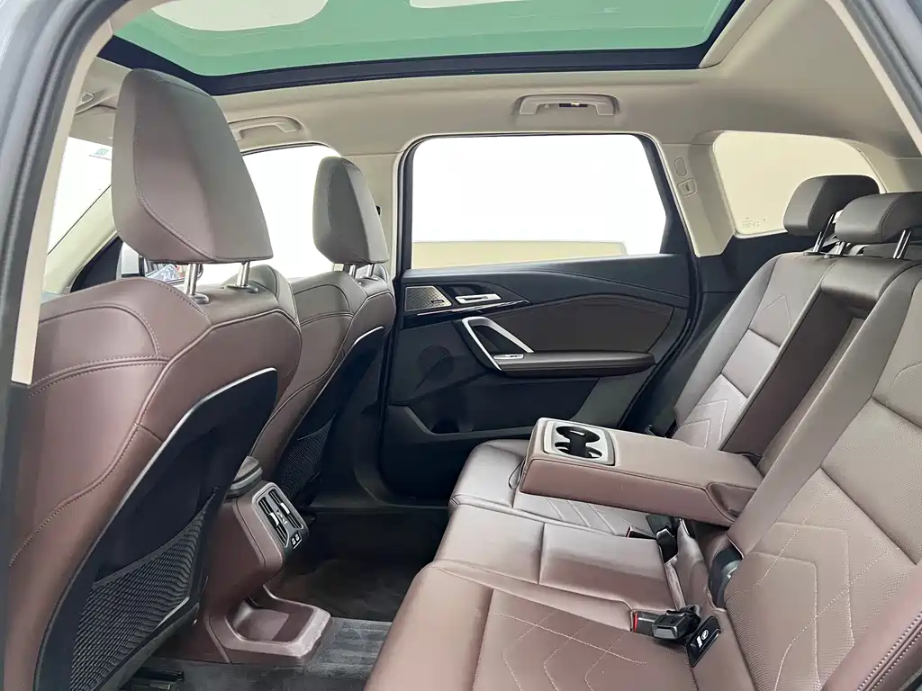 BMW X1 2023 sDrive25Li X Design Package купить на сайте DeffCars