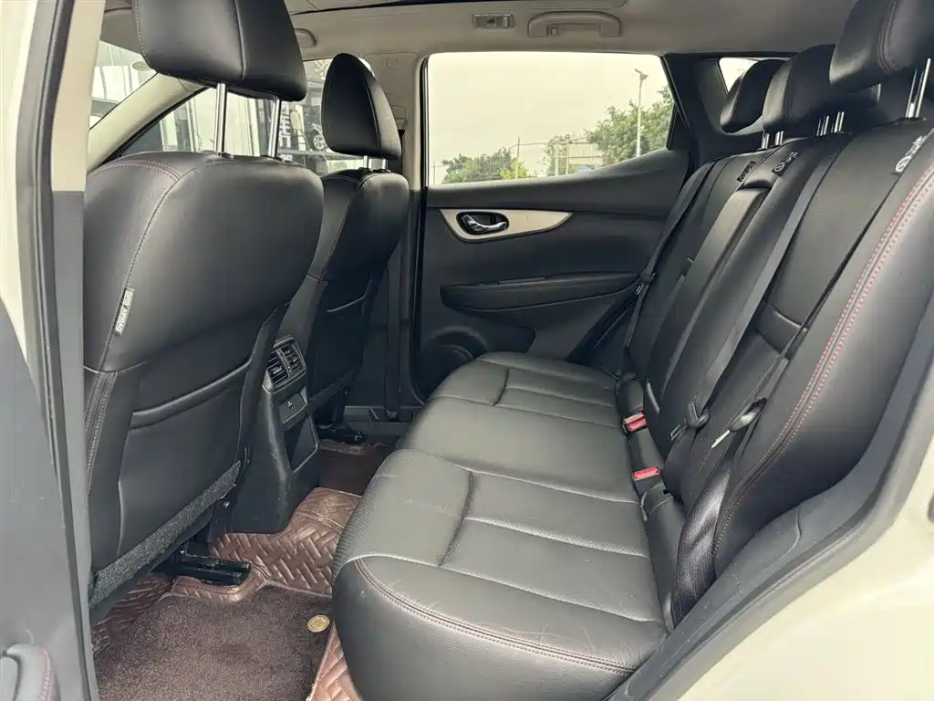 Qashqai 2021 2.0L CVT Deluxe Edition купить на сайте DeffCars