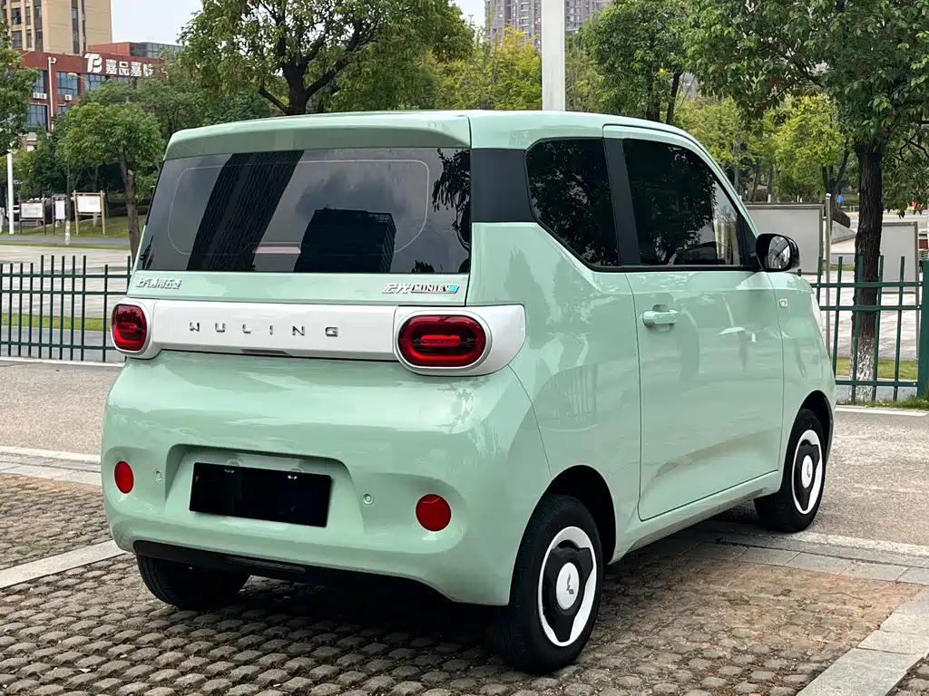 Hongguang MINIEV 2024 third generation 215km youth version купить на сайте DeffCars