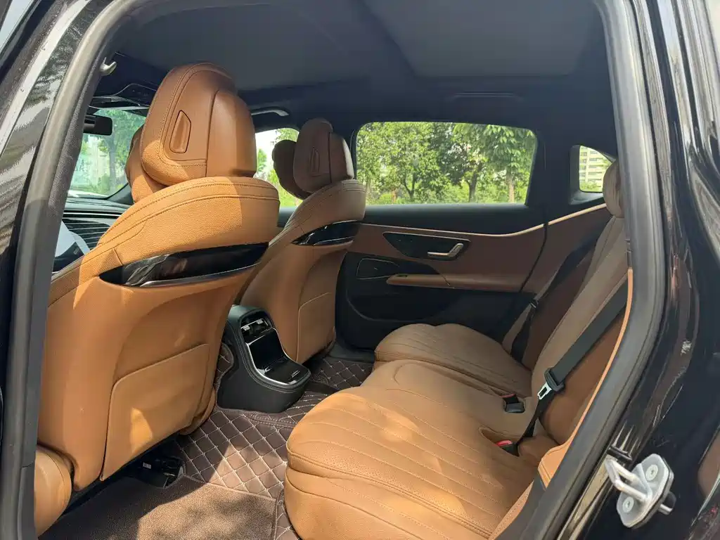 Mercedes-Benz E-Class 2024 E 260 L купить на сайте DeffCars