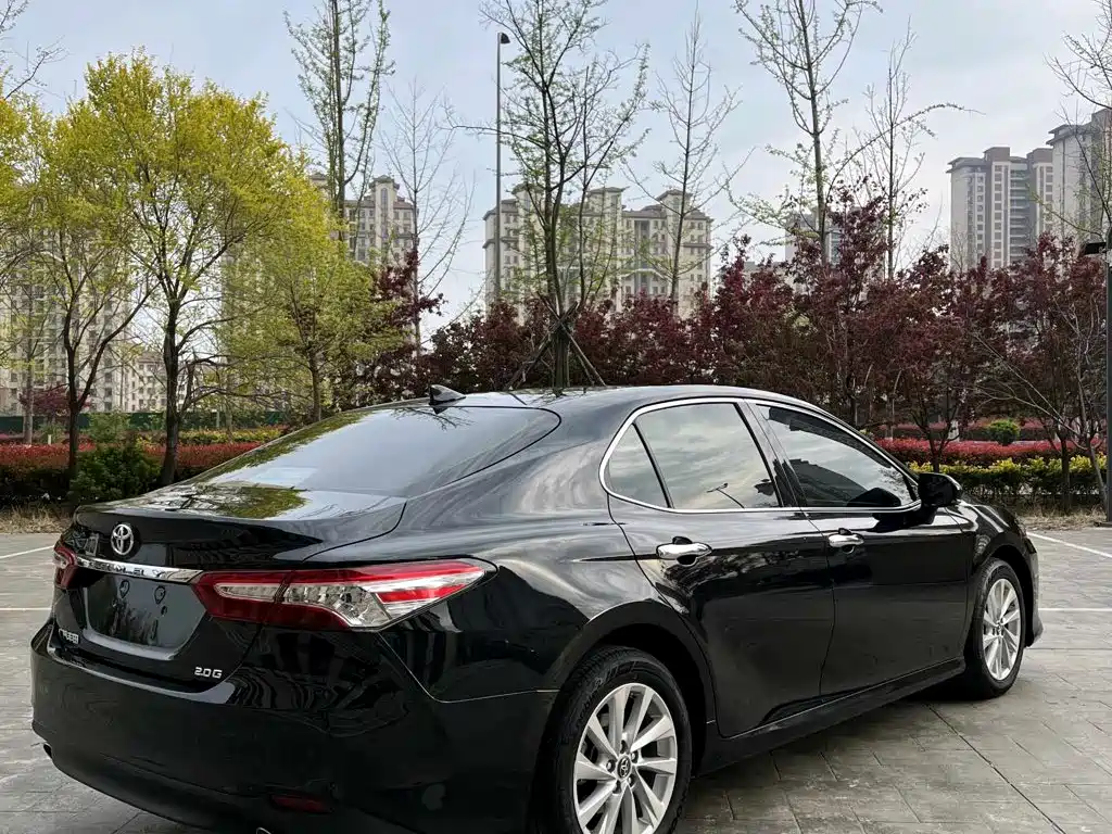 Camry 2021 2.0G Deluxe Edition купить на сайте DeffCars