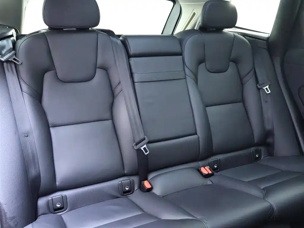 Volvo XC60 2020 T5 four-wheel drive Zhiyi Luxury Edition купить на сайте DeffCars