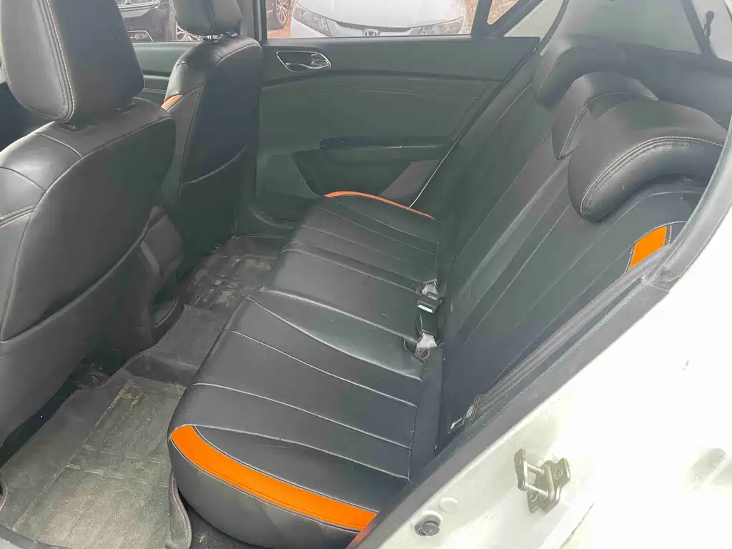 Baojun 310 2017 1.5L automatic luxury model купить на сайте DeffCars