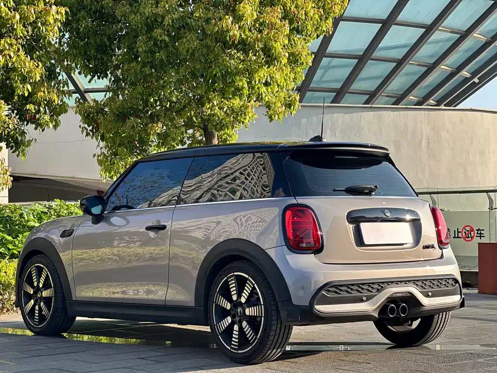 MINI 2023 2.0T COOPER S Artist купить на сайте DeffCars