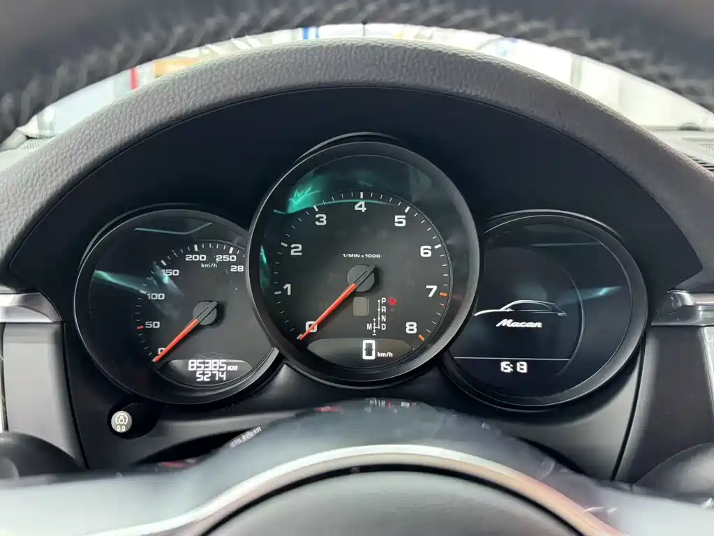 Macan 2017 Macan 2.0T купить на сайте DeffCars