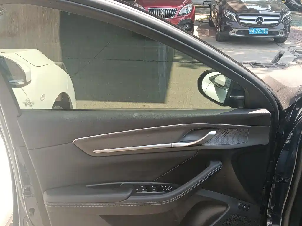 Destroyer 05 2023 Champion Edition DM-i 55KM Luxury Type купить на сайте DeffCars