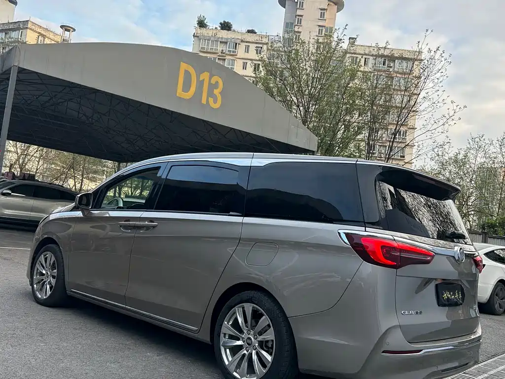 Buick GL8 2023 ES Lu Zun Comfort Type купить на сайте DeffCars