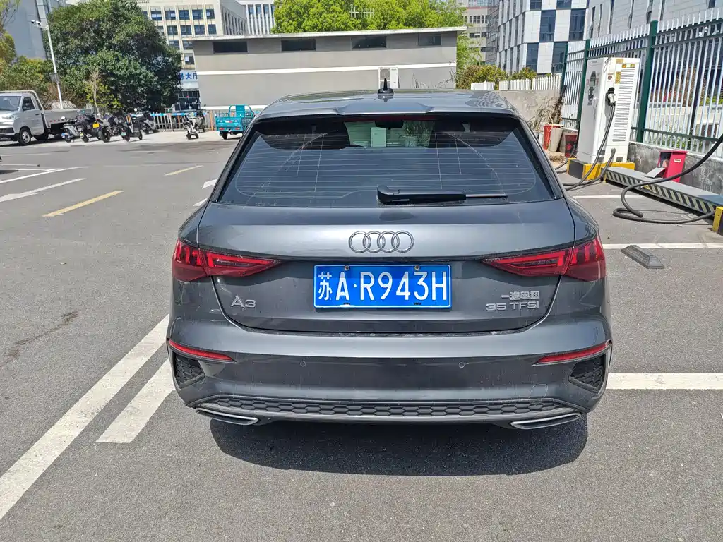 Audi A3 2023 Sportback 35 TFSI stylish and sporty купить на сайте DeffCars