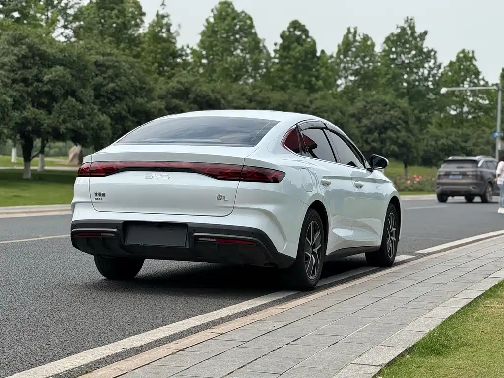 Qin L 2024 DM-i 120KM leading model купить на сайте DeffCars