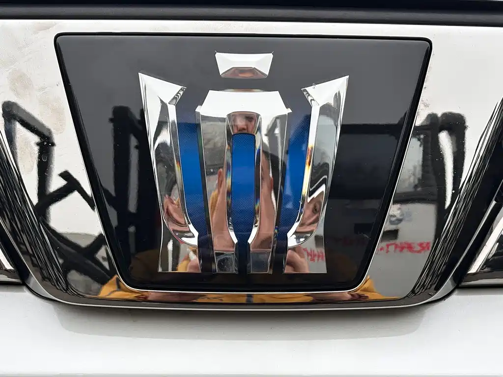 Wilfa 2021 Crown Dual Engine 2.5L HV Extreme Edition купить на сайте DeffCars