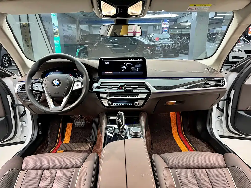 BMW 5 Series 2021 530Li Exclusive Luxury Package купить на сайте DeffCars