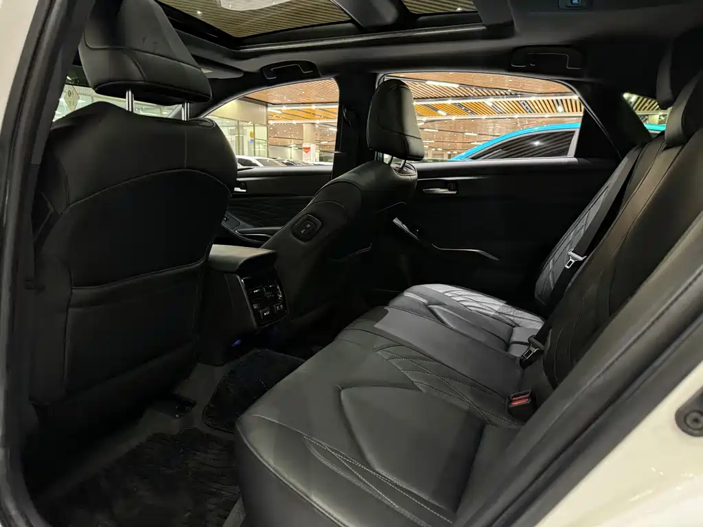 Asia Dragon 2019 2.5L Touring Premier Edition China VI купить на сайте DeffCars