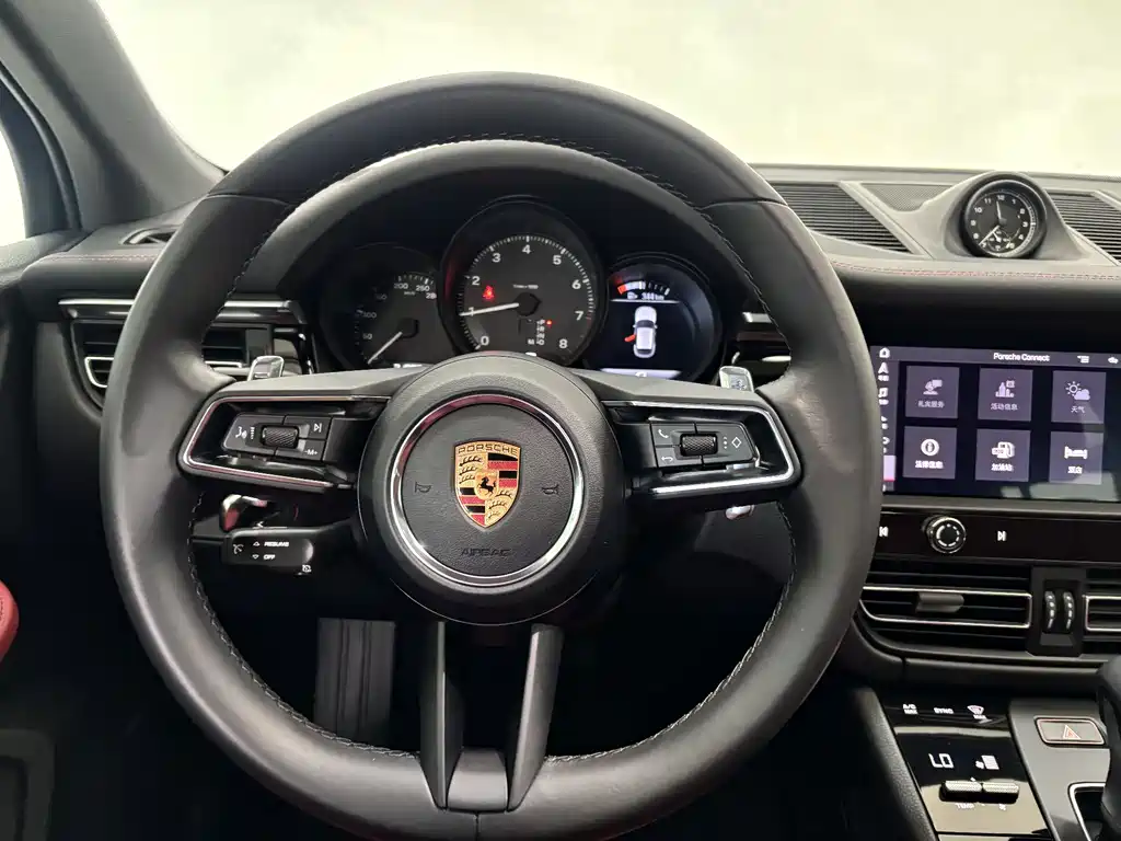 Macan 2022 Macan 2.0T купить на сайте DeffCars