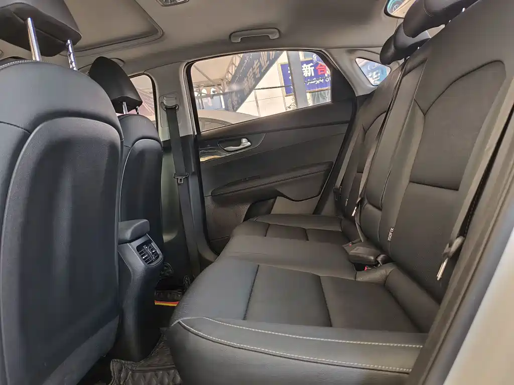 Kia K3 2021 1.5L CVT Fashion Edition купить на сайте DeffCars