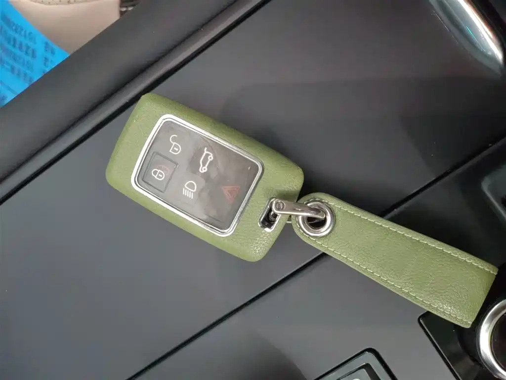 Discover the 2023 facelift 360PS R-Dynamic S купить на сайте DeffCars