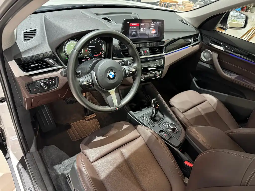 BMW X1 2022 sDrive25Li Leading Model купить на сайте DeffCars