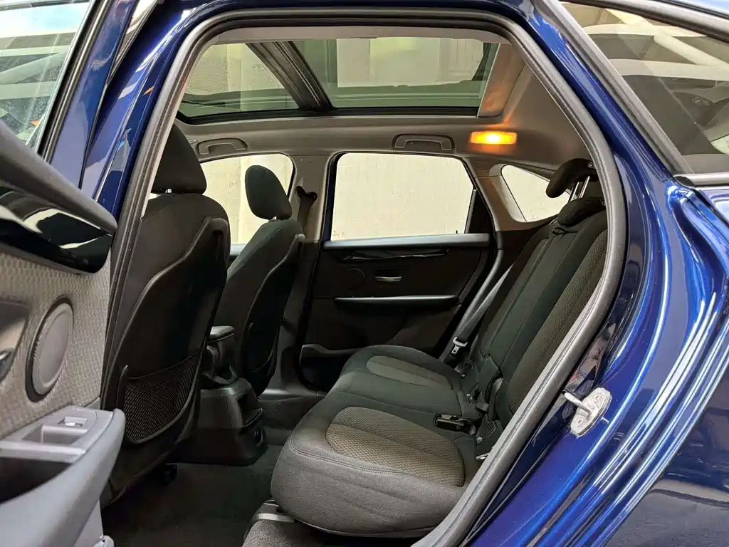 BMW 2 Series Station Wagon 2018 218i Fashion Model купить на сайте DeffCars