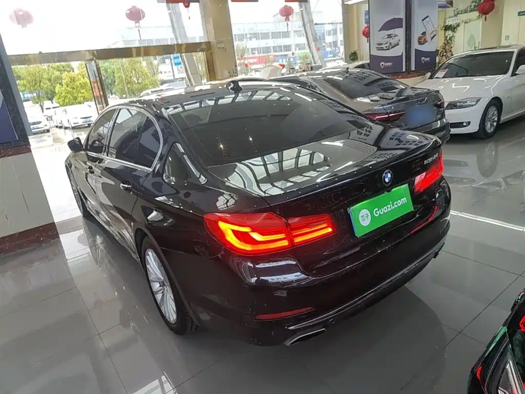 BMW 5 Series 2019 Facelift 530Li Exclusive Luxury Package купить на сайте DeffCars