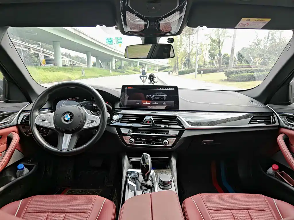 BMW 5 Series 2022 facelift 525Li M Sports Package купить на сайте DeffCars