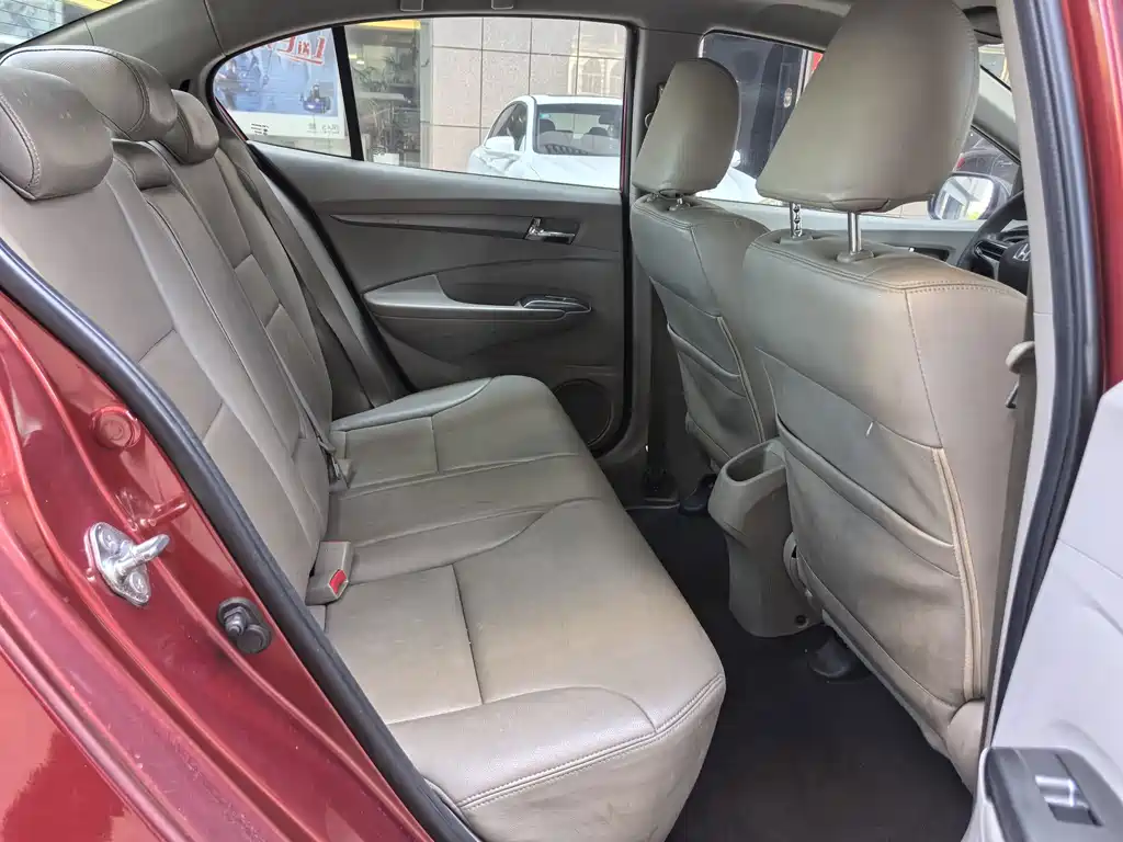 Fengfan Classic 2014 Fashion 1.5L Automatic Elite Edition купить на сайте DeffCars