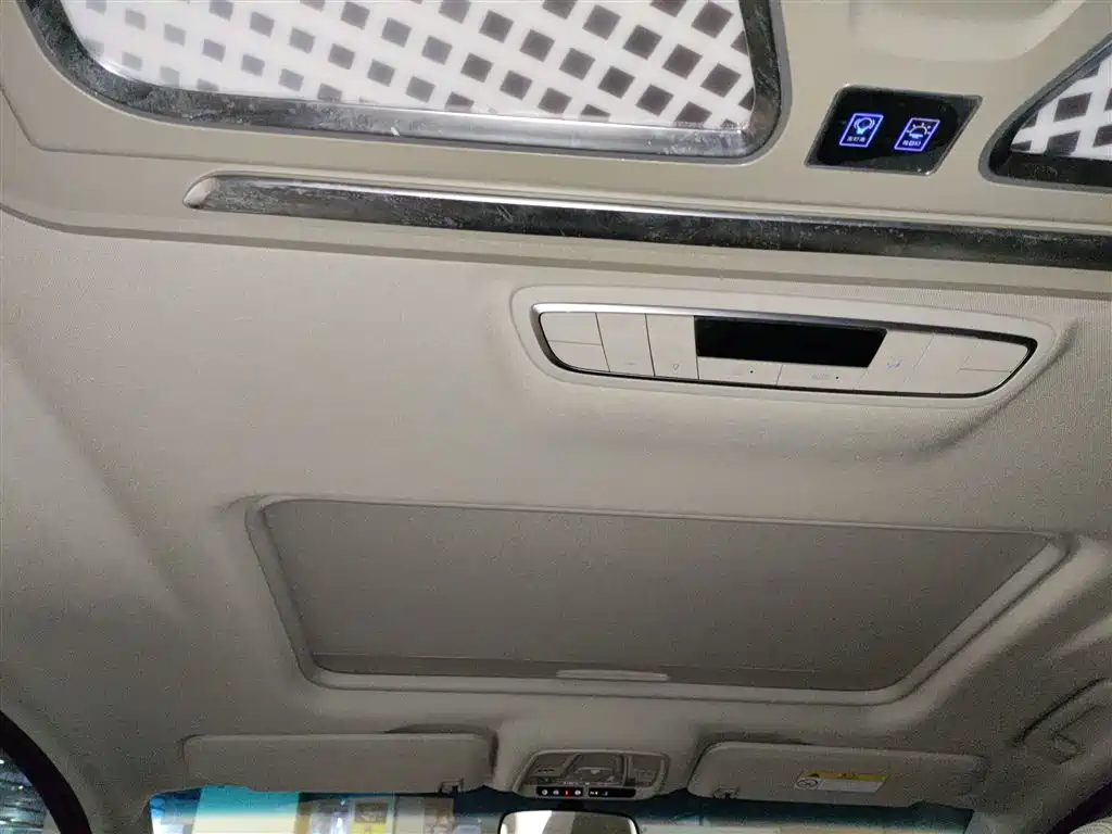 Buick GL8 2021 ES Lu Zun 653T Comfort Type купить на сайте DeffCars