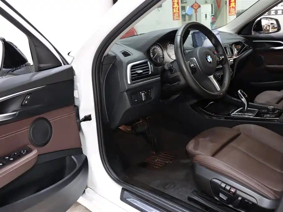 BMW 1 Series 2020 120i M Sports Package купить на сайте DeffCars