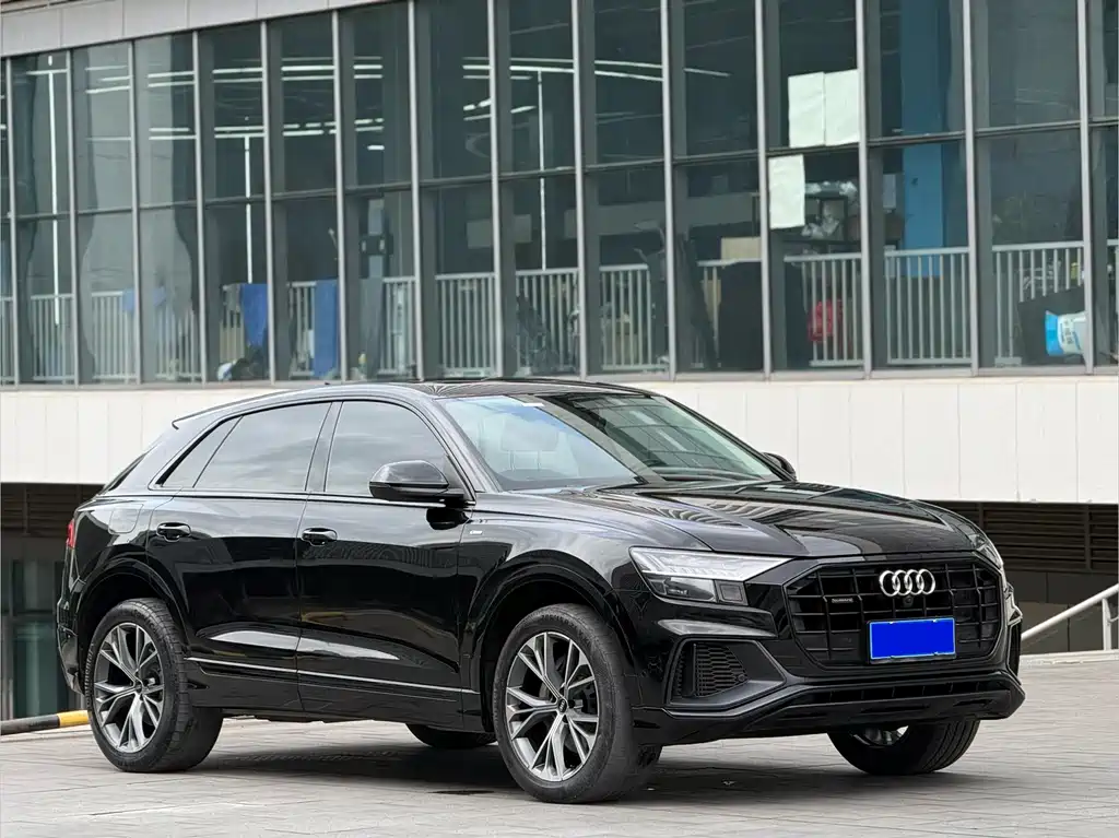 Audi Q8 2022 55 TFSI luxury and dynamic model купить на сайте DeffCars