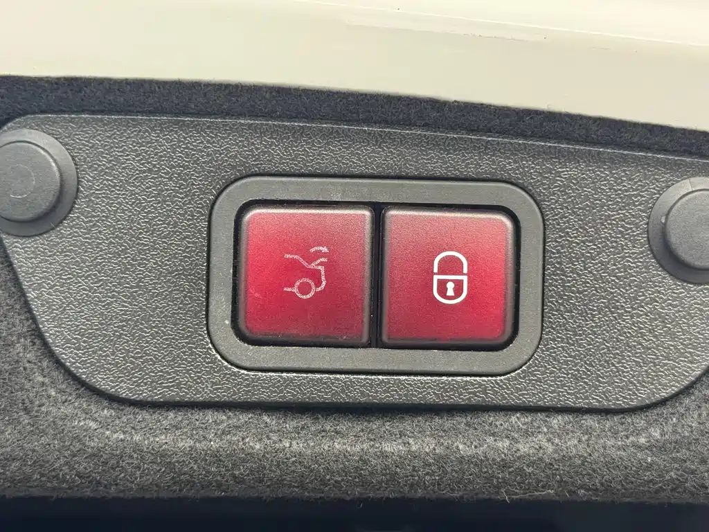 Mercedes-Benz C-Class 2018 C 200 L Sports Edition купить на сайте DeffCars