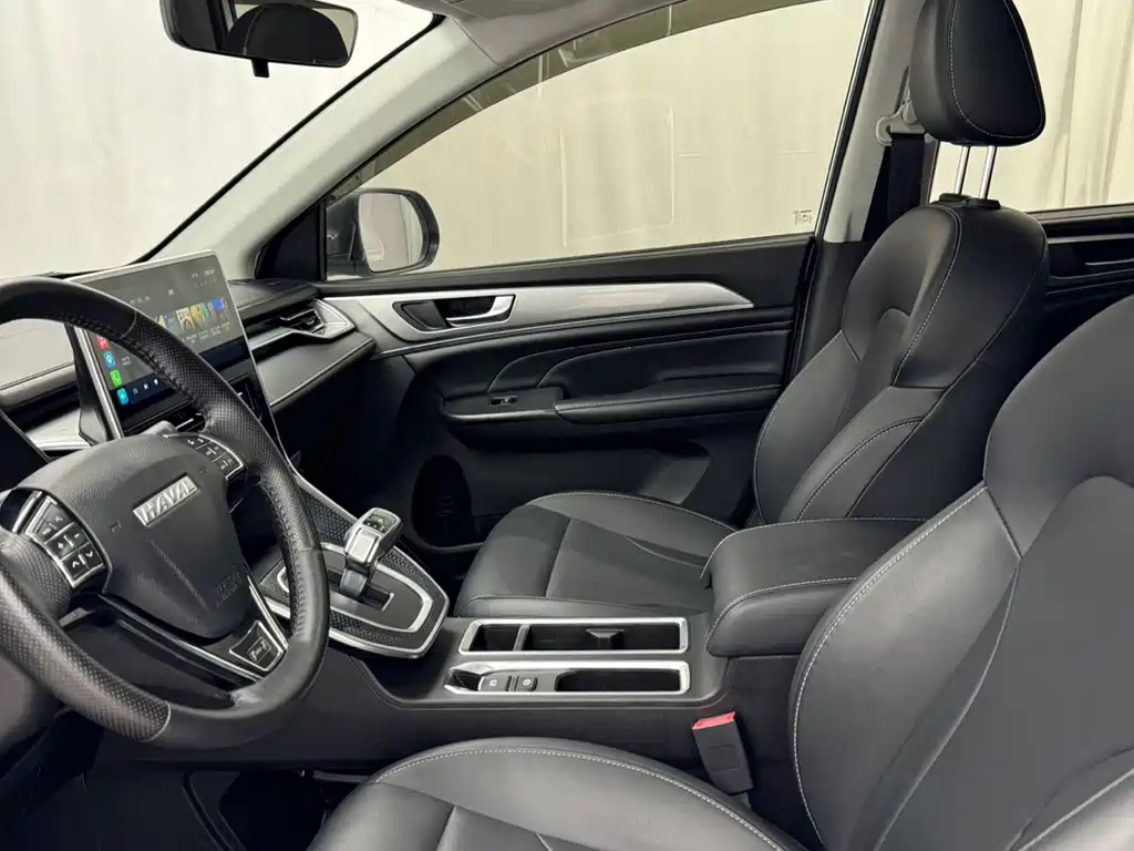 Haval M6 2021 PLUS 1.5T DCT luxury smart connected model купить на сайте DeffCars