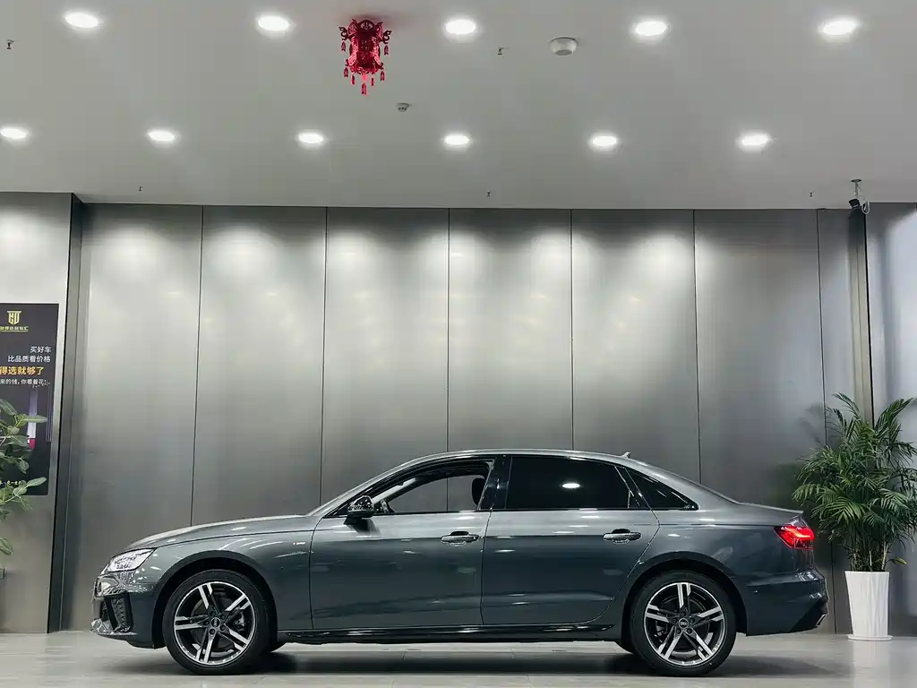Audi A4L 2022 40 TFSI luxury and dynamic model купить на сайте DeffCars