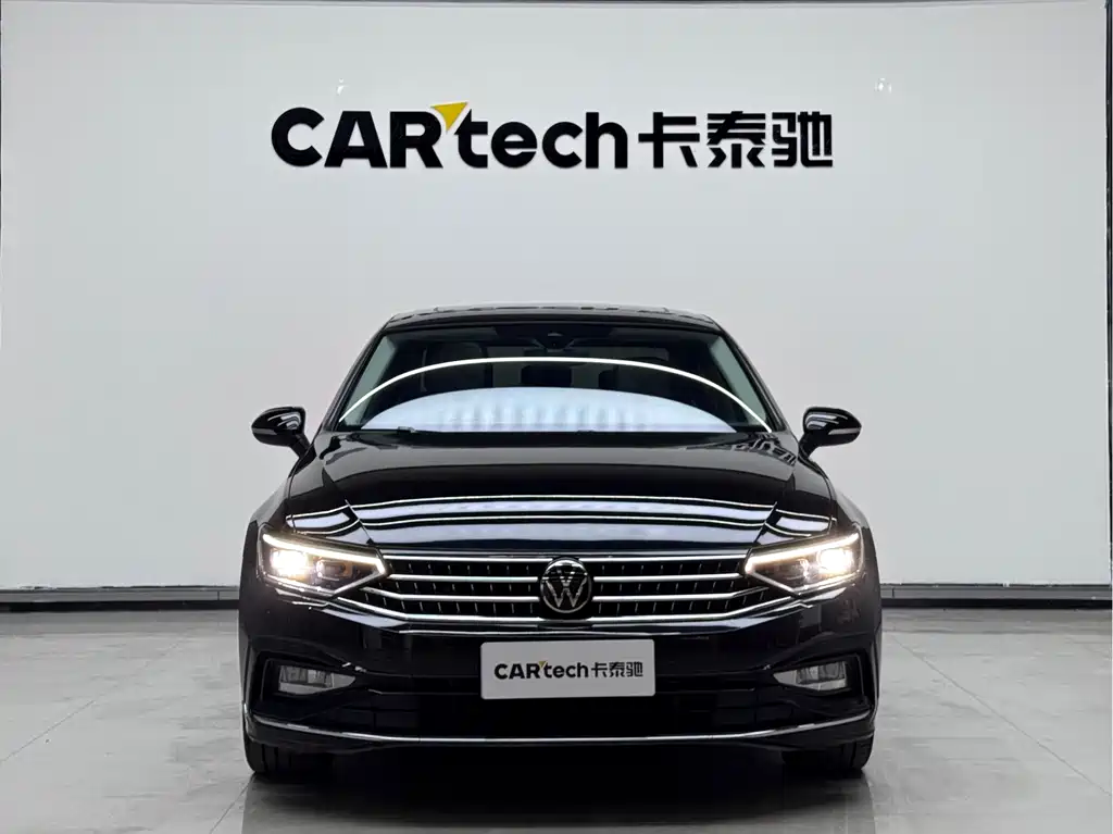 Magotan 2023 2 million commemorative edition 330TSI DSG luxury model купить на сайте DeffCars