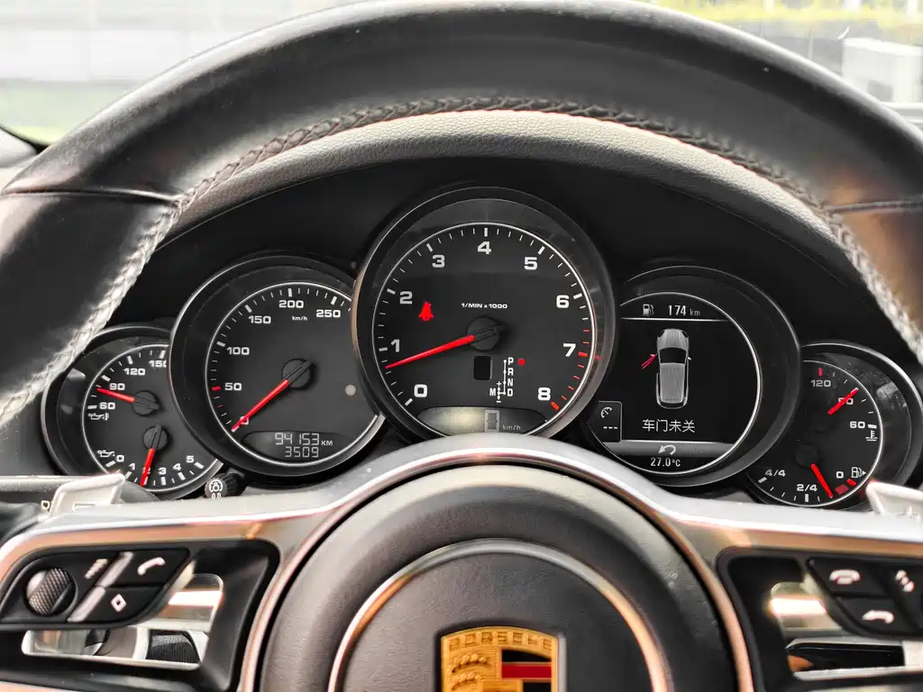 Cayenne 2015 3.0T купить на сайте DeffCars