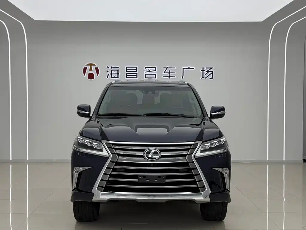 Lexus LX 2017 570 Premium Luxury Edition купить на сайте DeffCars