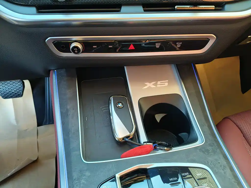 BMW X5 2023 xDrive 30Li Exclusive M Sports Package купить на сайте DeffCars