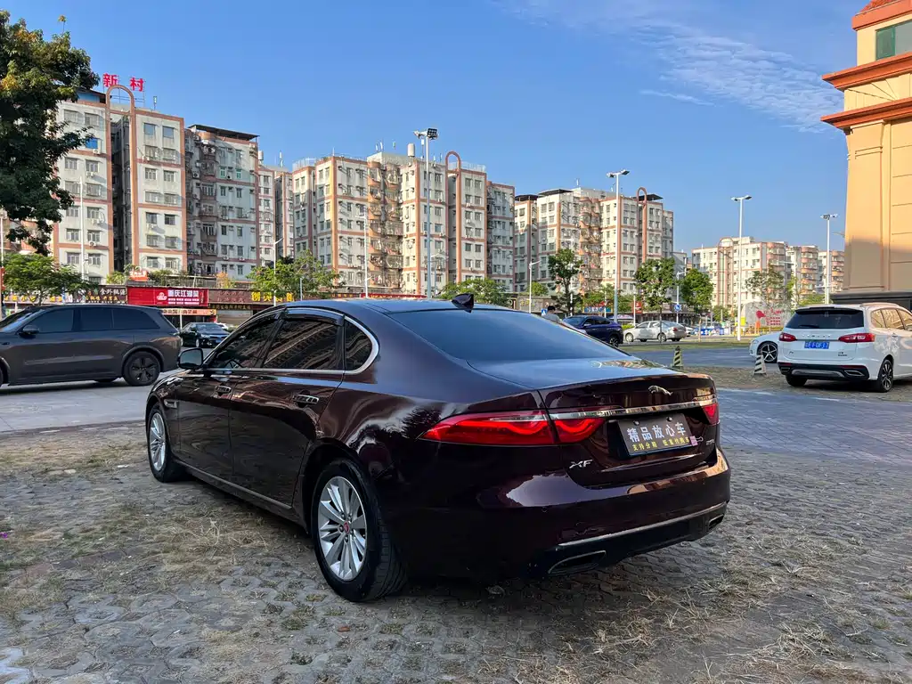 Jaguar XFL 2017 XFL 2.0T 240PS Deluxe Edition купить на сайте DeffCars