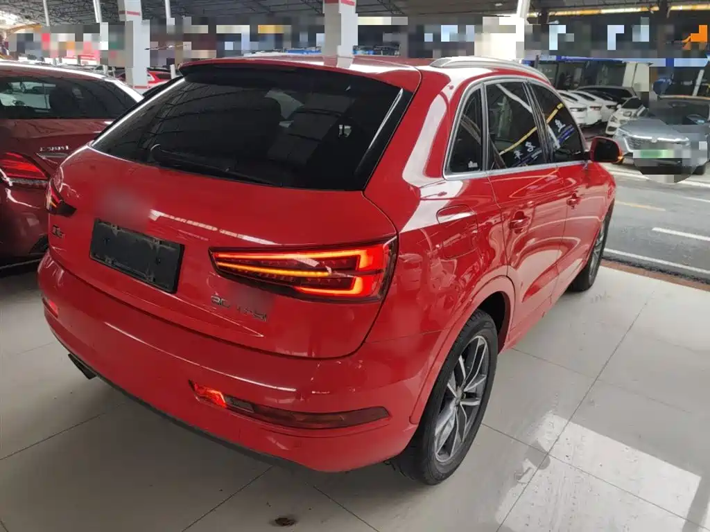 Audi Q3 2018 30th Anniversary Model 30 TFSI Fashion Model купить на сайте DeffCars