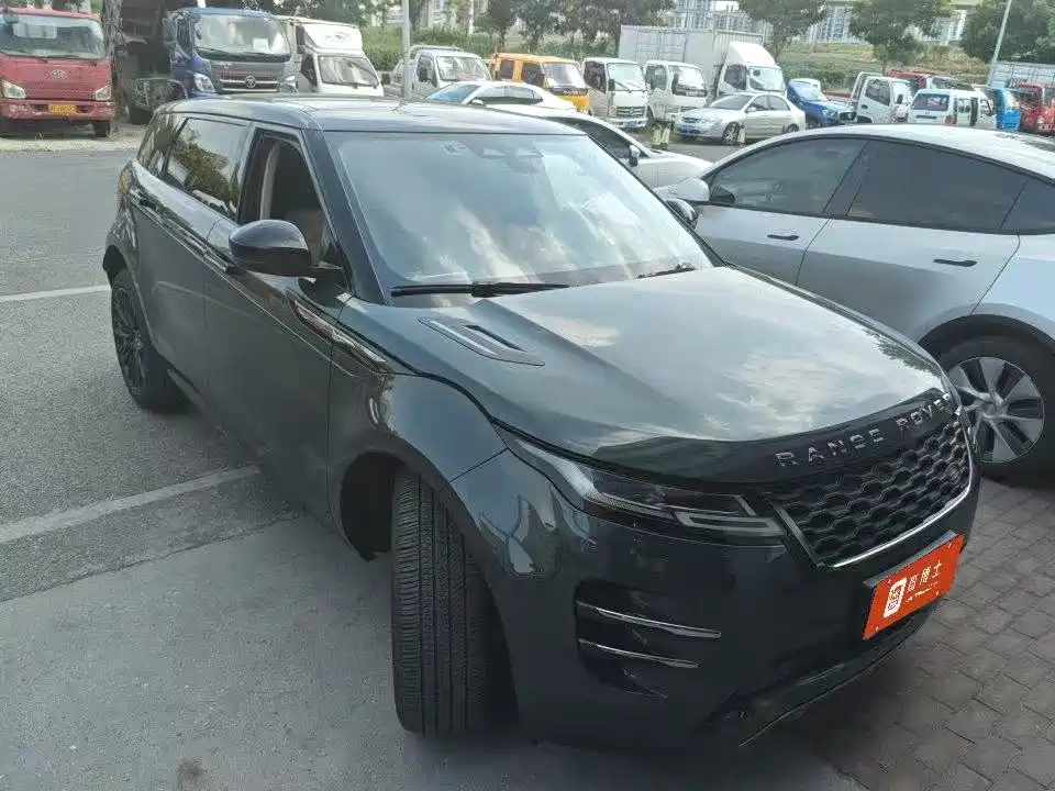 Range Rover Evoque 2021 Evoque L 249PS R-Dynamic SE Deluxe Edition купить на сайте DeffCars