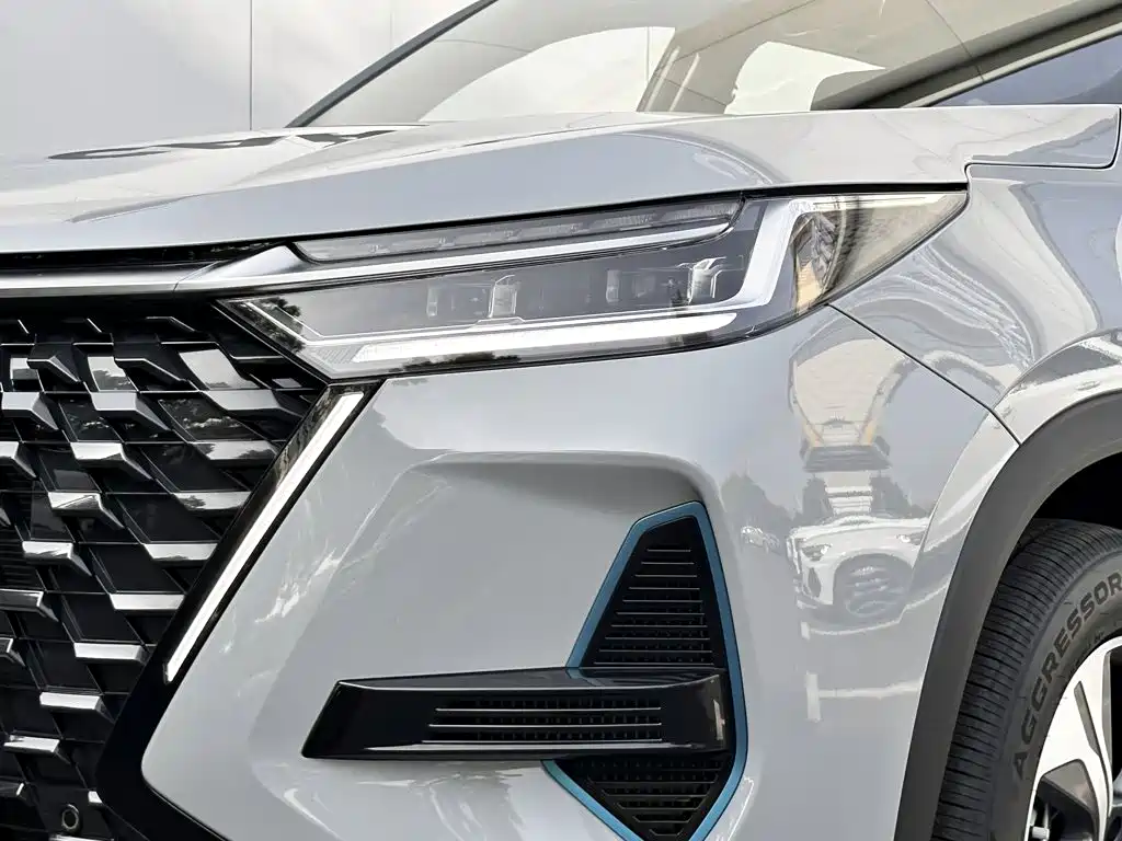 Tiggo 8 PRO New Energy 2025 Champion Edition 1.5T 100km Premium Type купить на сайте DeffCars