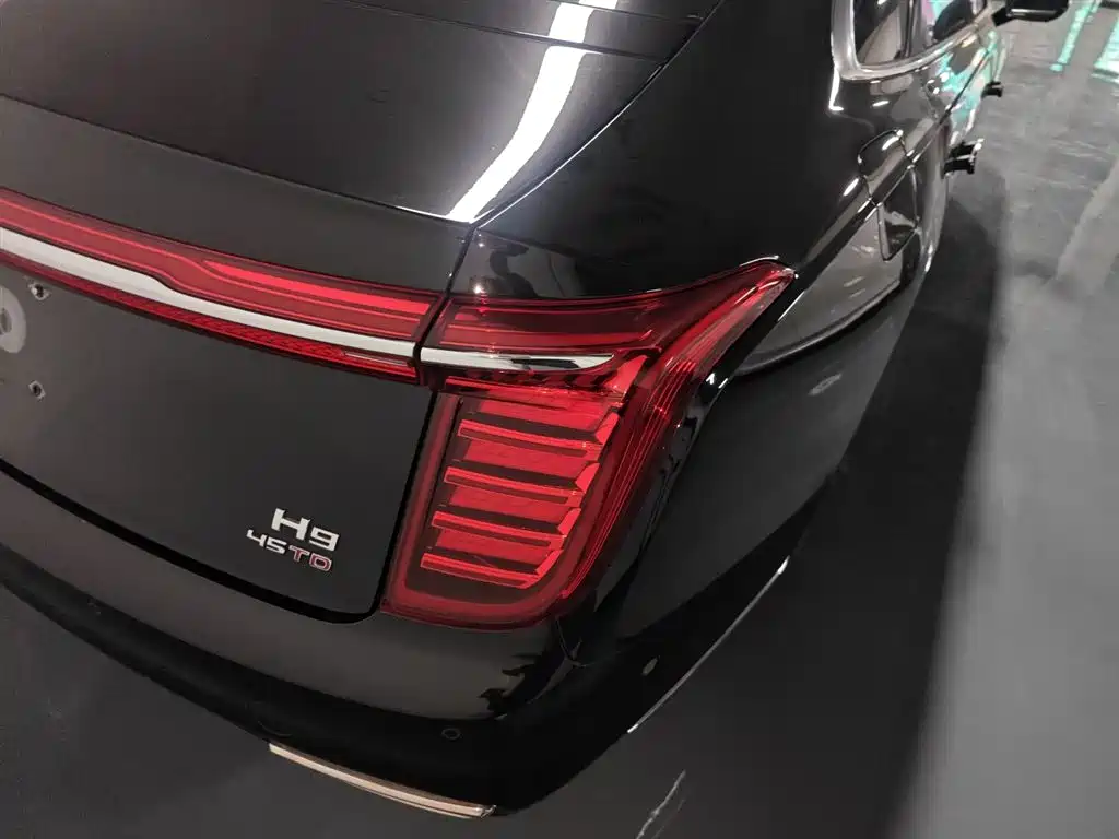 Hongqi H9 2020 2.0T Zhilian Qichang Edition купить на сайте DeffCars