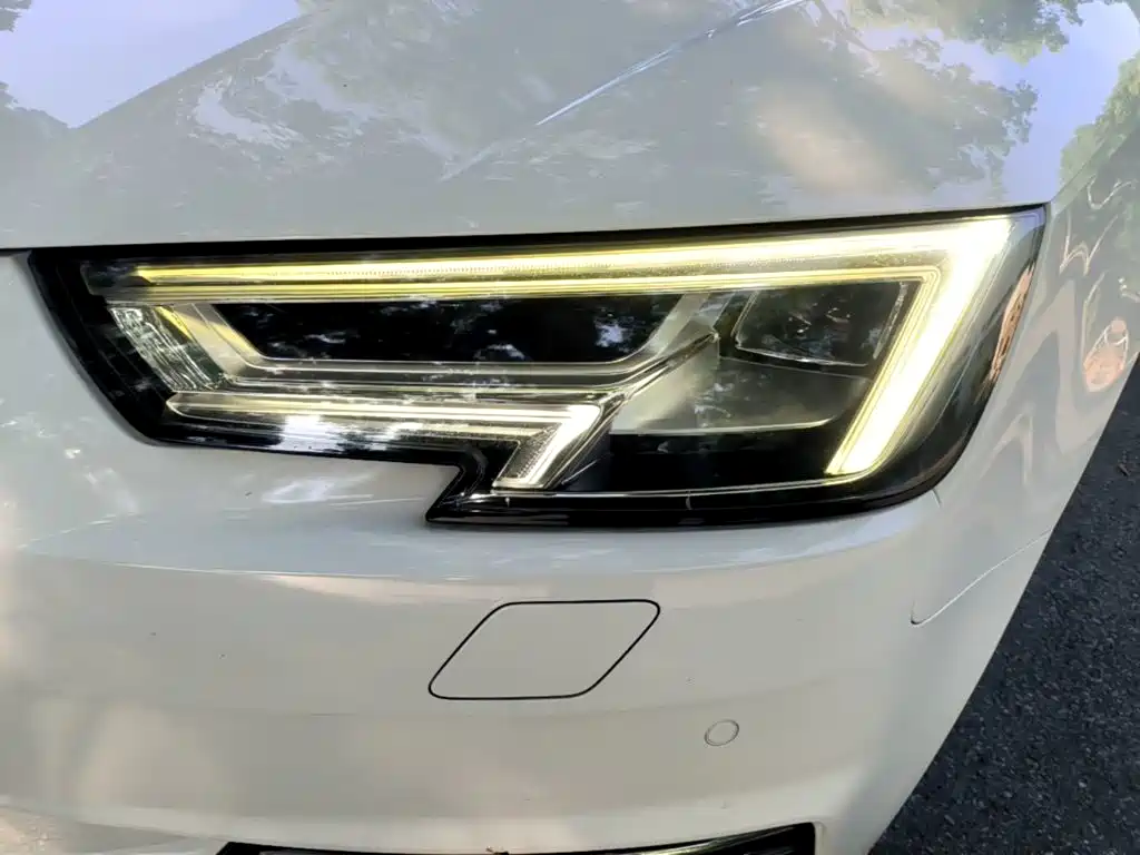 Audi A4L 2018 30th Anniversary Model 40 TFSI Enterprising купить на сайте DeffCars